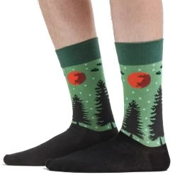 Sock It To Me Men's I Believe Crew Sock -Stylish Men's Store Mens I Believe Crew Sock F0128 GREEN BLACK model left
